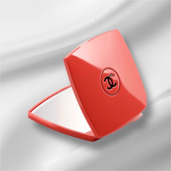 Chanel Red Compact Mirro - Picture 3 of 6